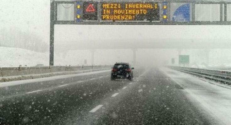 Neve e ghiaccio riaperta l A14 da Bologna a Cattolica ed E45 da